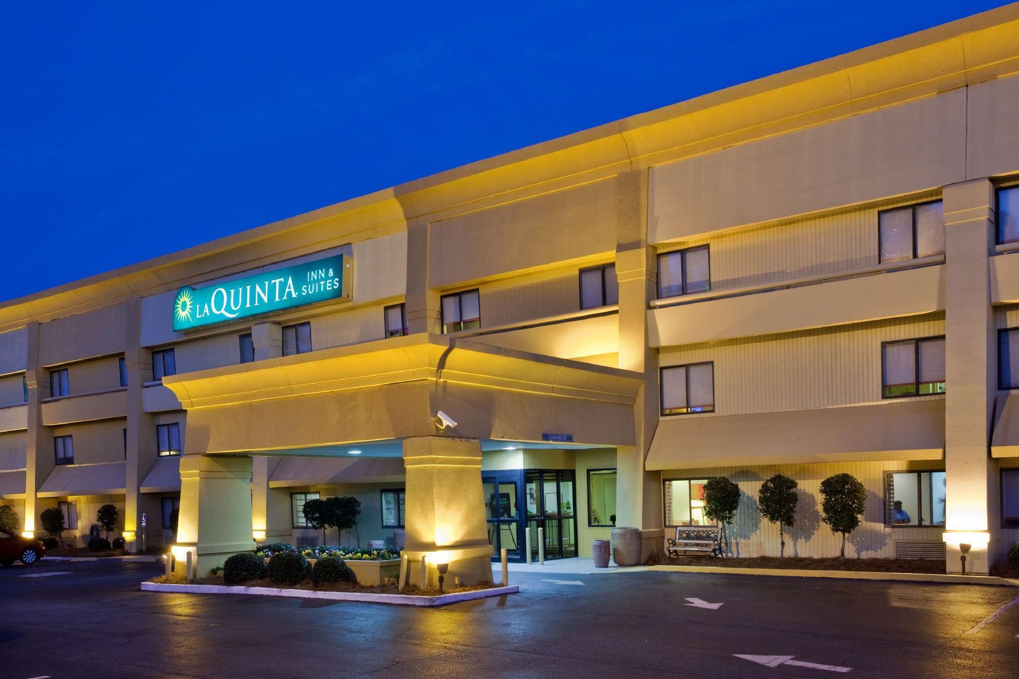 Spark By Hilton Savannah Midtown Esterno foto