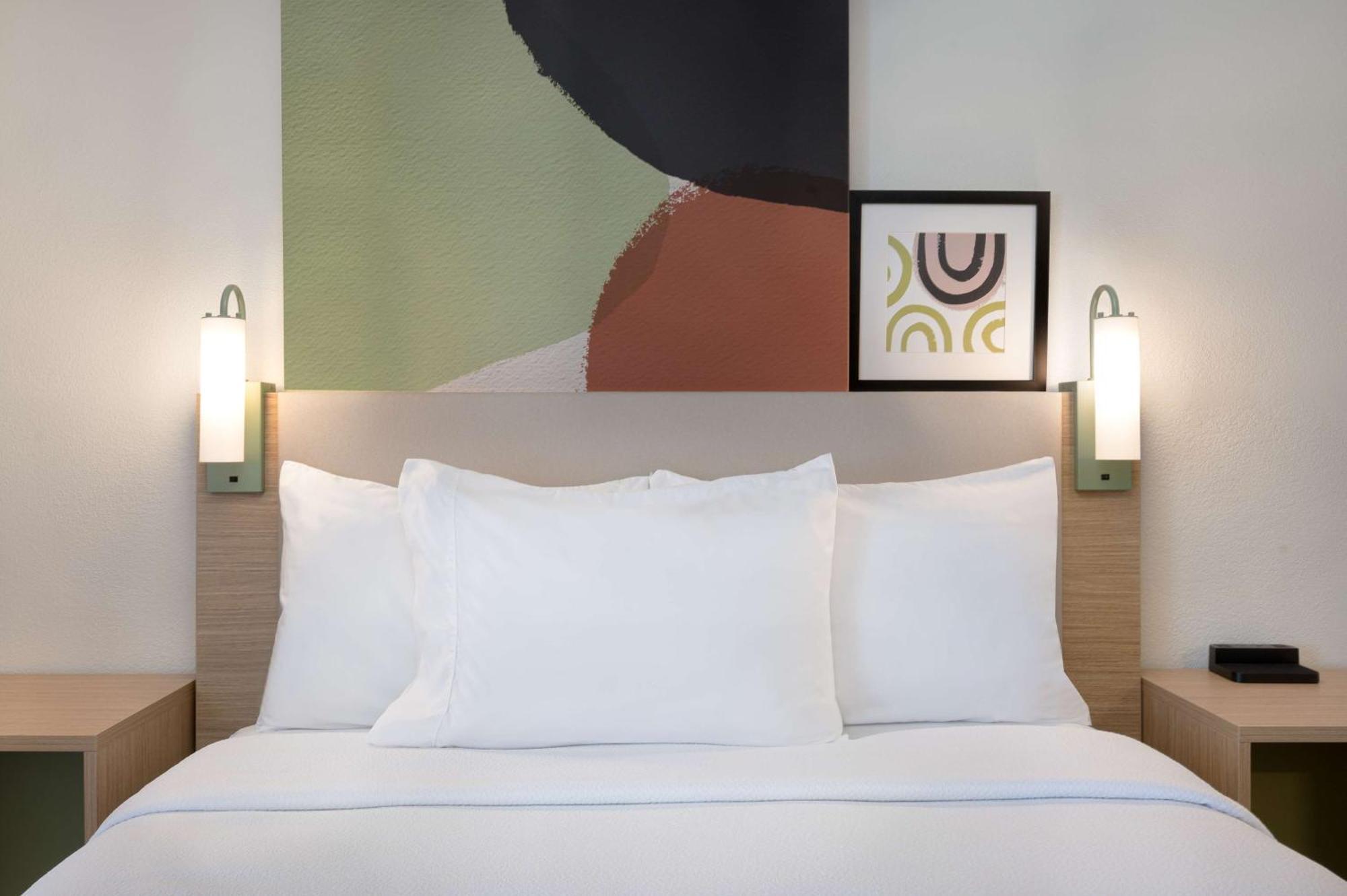 Spark By Hilton Savannah Midtown Esterno foto