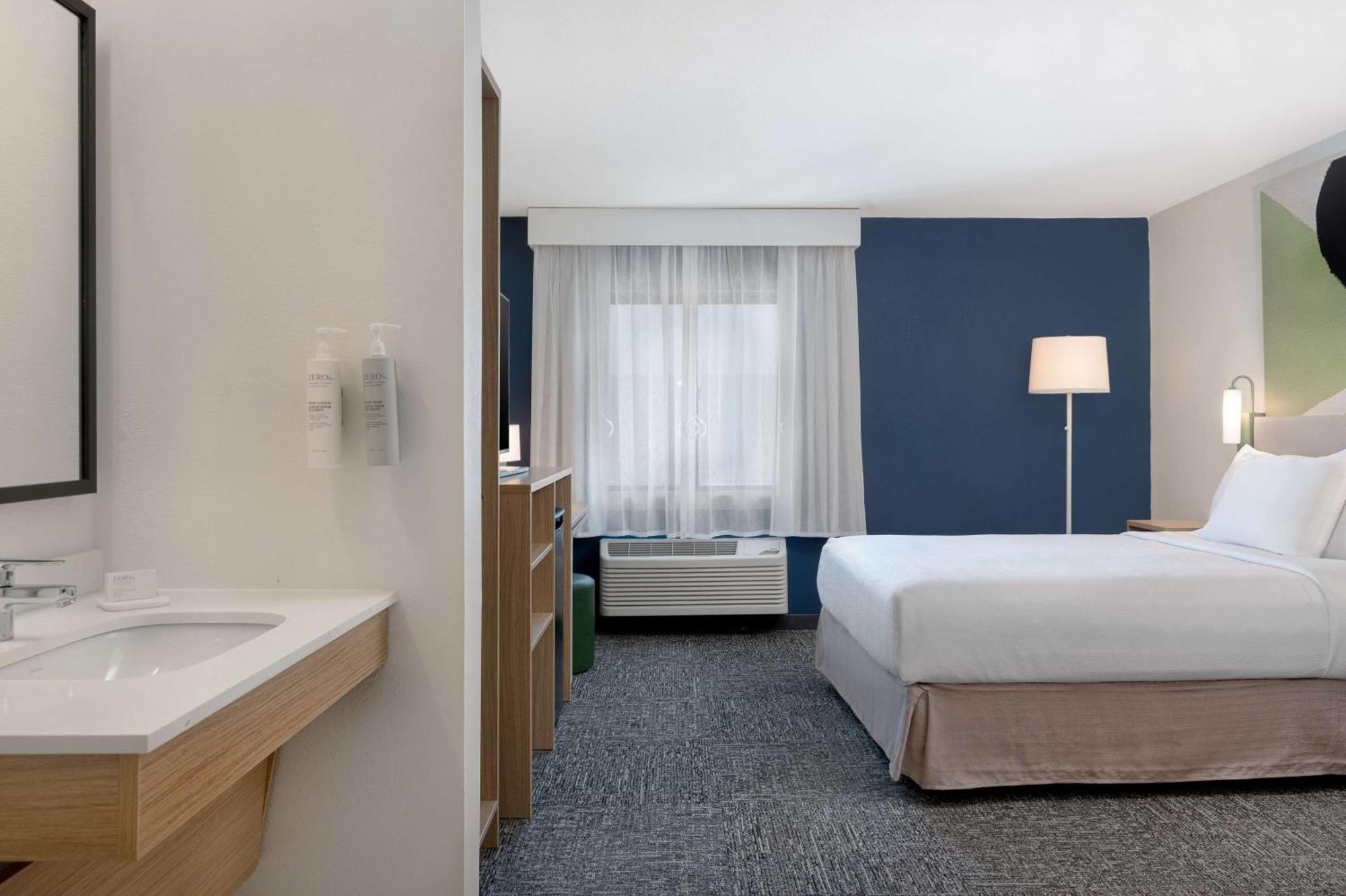 Spark By Hilton Savannah Midtown Esterno foto